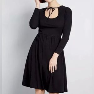 MODCLOTH To Your Liking Dress Size 2XL Front Keyhole Ribbed Black Long Sleeve